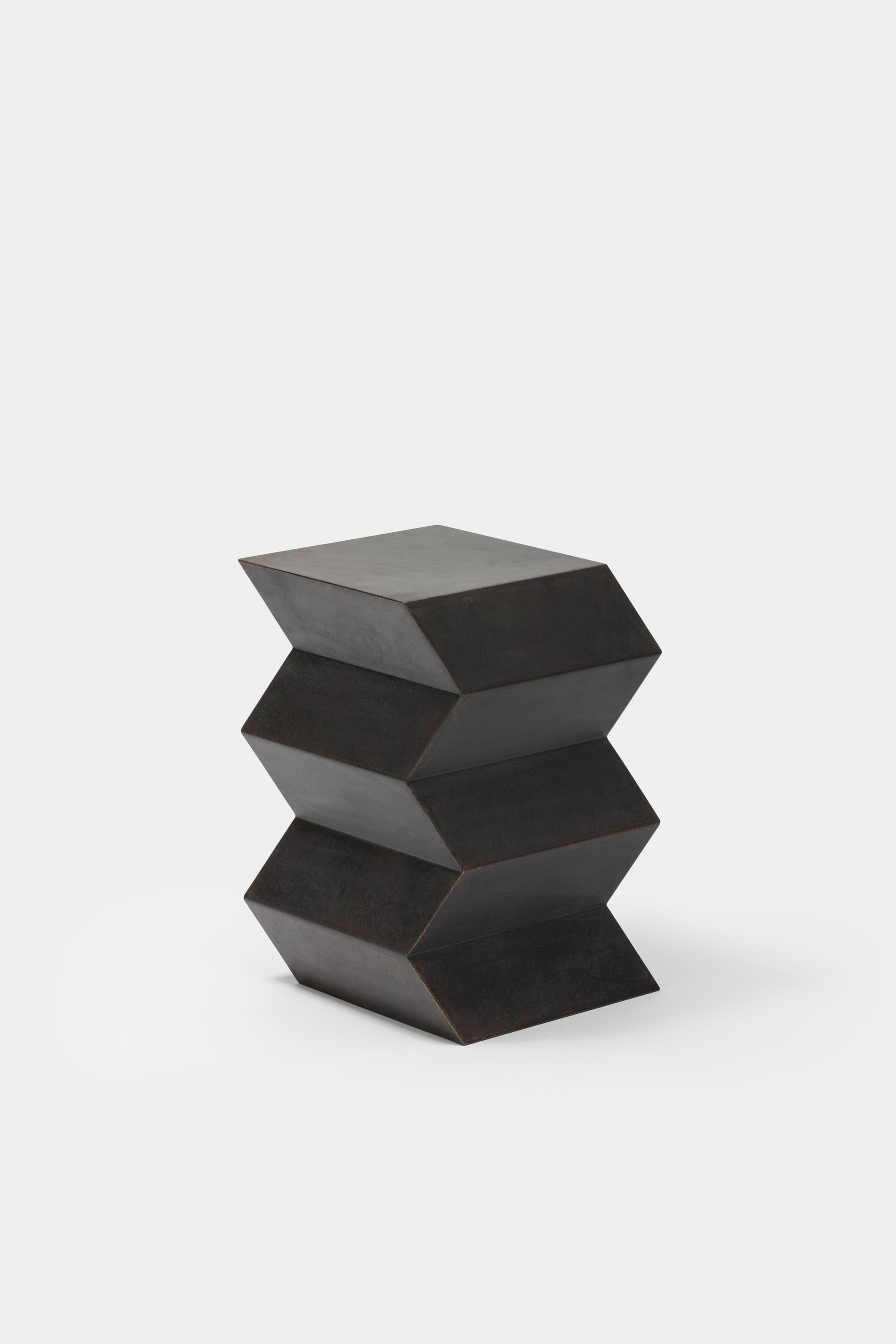 330×330×450mm